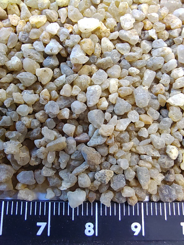 Кварцевый песок для водоподготовки фр. 1,6-3 мм.  купить во Владимире фото Камень Клуб