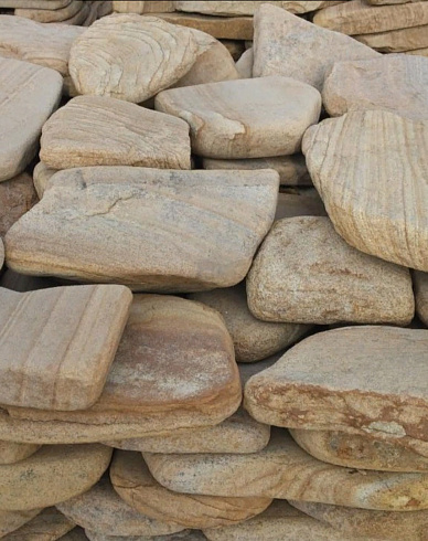 Kamenclub.ru: Песчаник пластушка галтованный желтый с рисунком (3 см)  купить во Владимире плитняк - пластушка желтый песчаник 21000 руб/м3   фото КАМЕНЬ КЛУБ