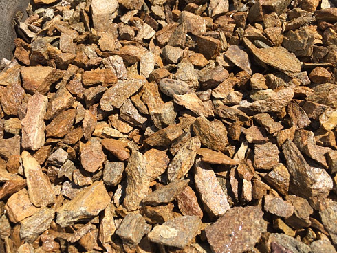 Kamenclub.ru: Щебень крошка желтый (ЗЛАТОЛИТ) фр. 20-40 мм.  купить во Владимире златолит бежевый, золотистый, желтый декоративная каменная крошка 10800 руб/т   фото КАМЕНЬ КЛУБ