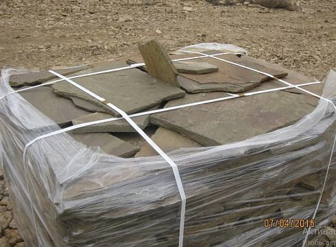 Kamenclub.ru: Песчаник пластушка серо-зеленый (4,0 см- 5,0 см)  купить во Владимире песчаник серо-зеленый, серый, зеленый песчаник рваный ландшафтный колотый 9000 руб/м3   фото КАМЕНЬ КЛУБ