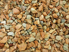 Kamenclub.ru: Щебень крошка желтый (ЗЛАТОЛИТ) фр. 3-5 мм.  купить во Владимире златолит золотистый, бежевый, желтый мрамор 12 000 руб/т   фото КАМЕНЬ КЛУБ