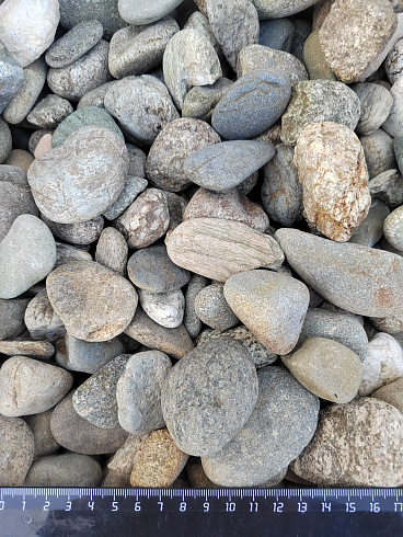 Kamenclub.ru: Галька речная окат (пестрая) фр. 20-40 мм. купить  во Владимире галька речная пестрая, серая, серые оттенки галька речная окатанная округлая 5000 руб/т   фото КАМЕНЬ КЛУБ