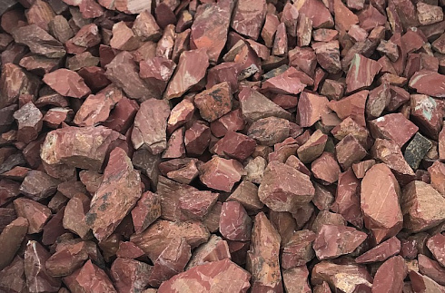 Kamenclub.ru: Щебень крошка красный (ЯШМА) фр. 10-20 мм.  купить во Владимире яшма красный, бордовый, оранжевый, рыжий декоративный каменный ландшафтный щебень колотый 9000 руб/т   фото КАМЕНЬ КЛУБ