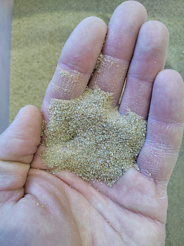 Кварцевый песок для площадок фр. 0,16-0,63 мм.  купить во Владимире фото Камень Клуб