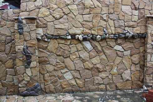 Kamenclub.ru: Песчаник колотый для облицовки (фр. 2-3 см)  купить во Владимире песчаник бежевый серый рыжий песчаник строительный 5000 руб/т   фото КАМЕНЬ КЛУБ