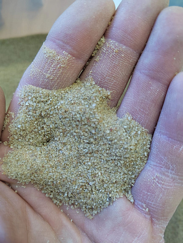 Кварцевый песок для площадок фр. 0,16-0,63 мм.  купить во Владимире фото Камень Клуб