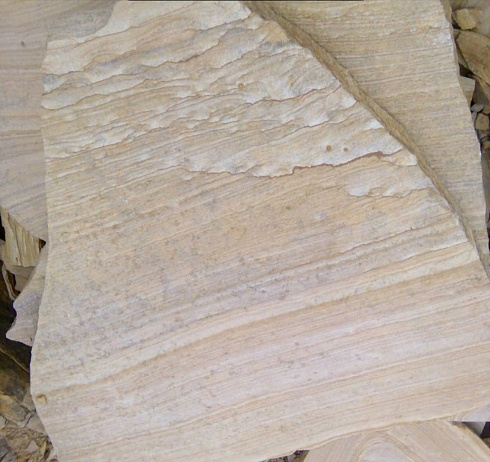 Kamenclub.ru: Песчаник пластушка желтый с рисунком (4-6 см)  купить во Владимире плитняк пластушка желтый с рисунком песчаник 9 000 руб/м3   фото КАМЕНЬ КЛУБ