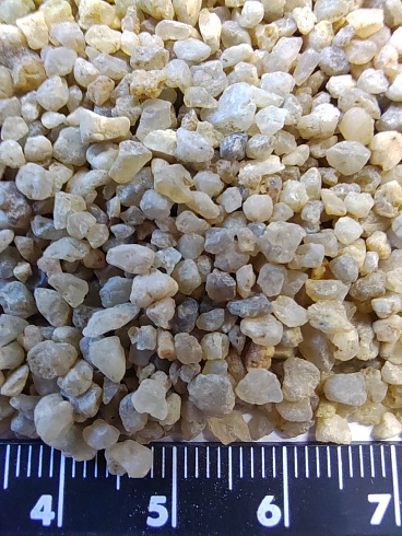 Кварцевый песок сухой фракцинированный фр. 1,6-4 мм.  купить во Владимире фото Камень Клуб