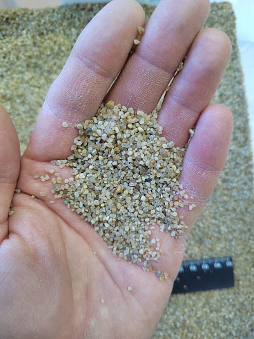 Кварцевый песок для площадок фр. 0,8 - 2 мм.  купить во Владимире фото Камень Клуб