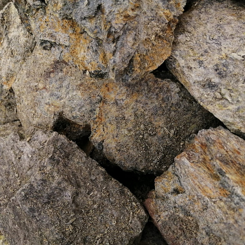 фото Змеевик салатовый  (фр. 70-100 мм)  купить во Владимире в интернет-портале КАМЕНЬ КЛУБ