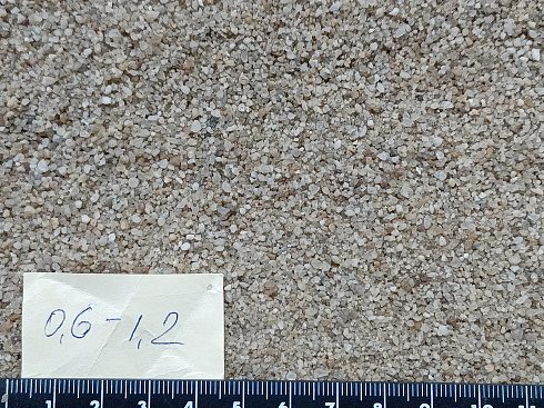 Кварцевый песок для площадок фр. 0,6-1,2 мм.  купить во Владимире фото Камень Клуб