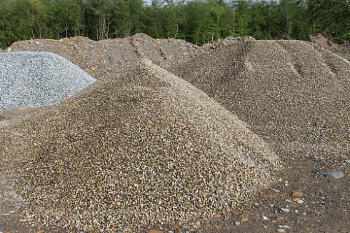 Kamenclub.ru: Галька окат (серо-желтая) фр.10-20 мм. купить  во Владимире галька серо-желтая, рыжая, серый речная окатанная округлая галька 5000 руб/т   фото КАМЕНЬ КЛУБ