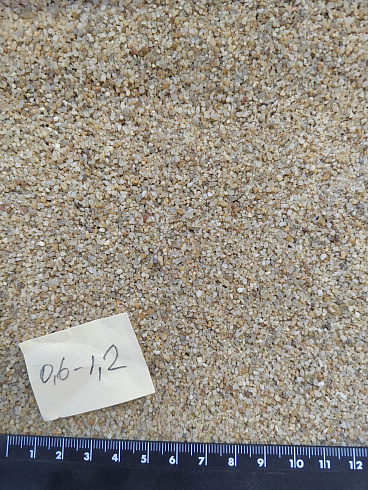 Кварцевый песок для площадок фр. 0,6-1,2 мм.  купить во Владимире фото Камень Клуб